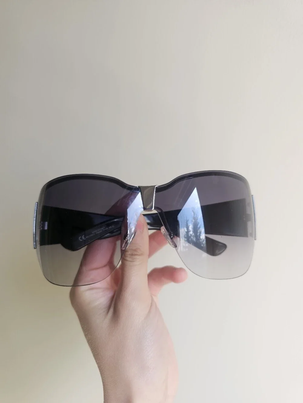 Gucci Women's Vintage Y2k Oversized Rimless Gradient Gray Shield Sunglasses - Picture 1 of 6